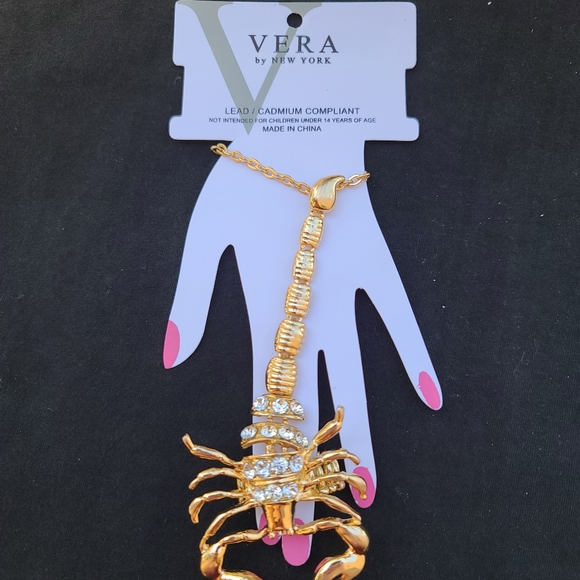 Bracelets - Picture 2 of 3